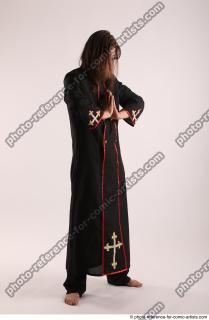 08 2019 01 JAKUB PRAYING POSE